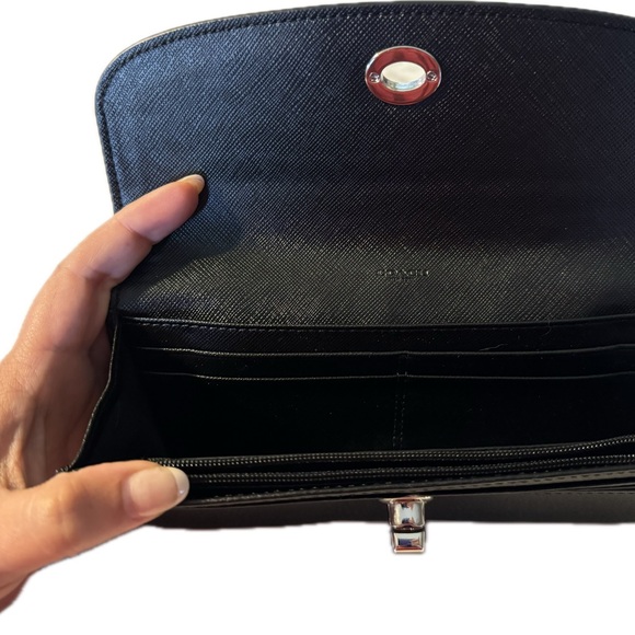 Black leather Coach wallet in excellent condition - Picture 1 of 3